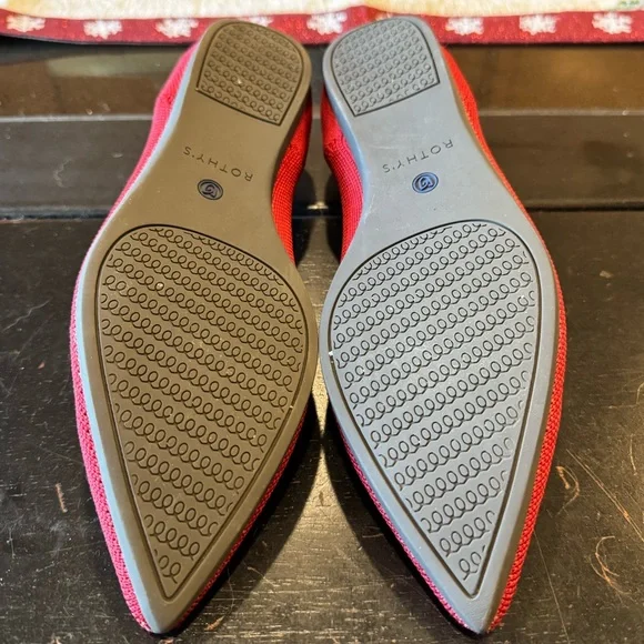 Discontinued Rothy’s Chili Red Points, size 7.5 - Picture 3 of 3